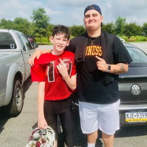 Meet your Posher, Lennon